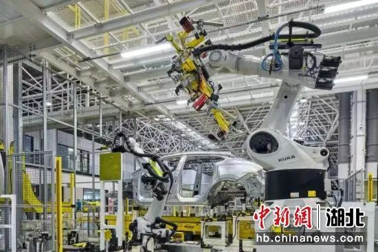 从机械艺术到数字智造 探访路特斯全球智能工厂，解读汽车制造“新四化”的极致演绎